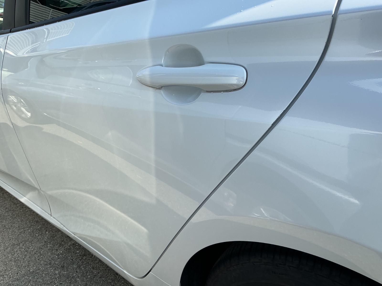 キズ・ヘコミ_25