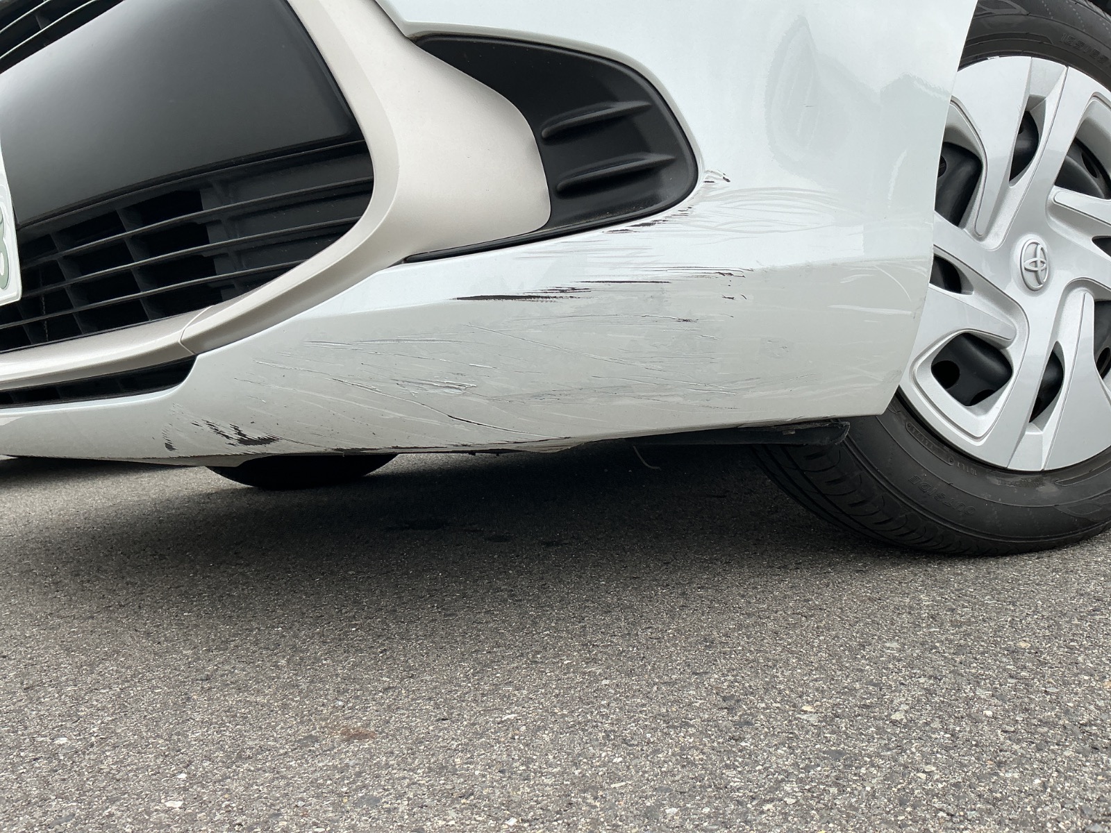 キズ・ヘコミ_05