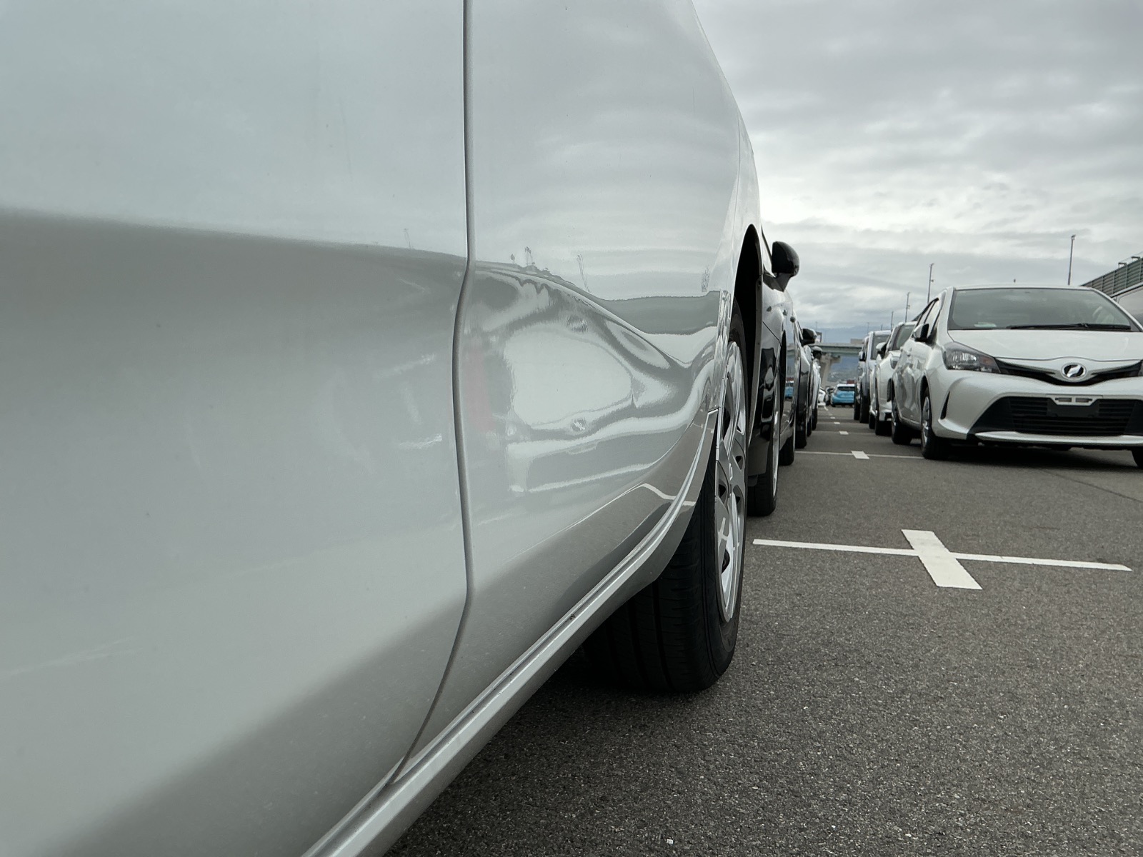 キズ・ヘコミ_24