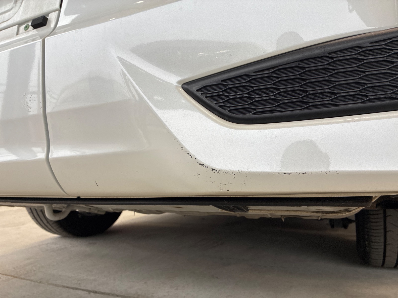 キズ・ヘコミ_43