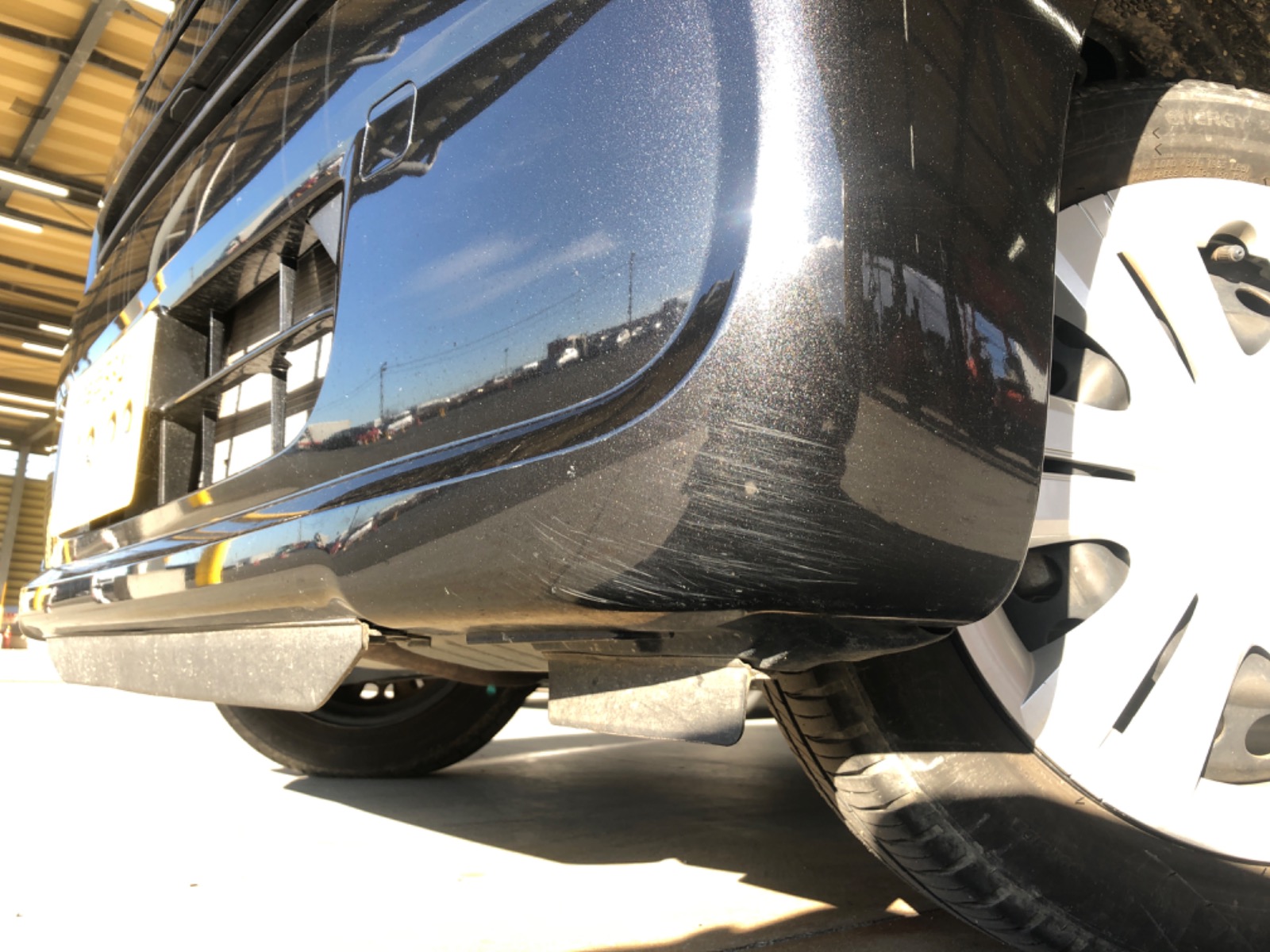 キズ・ヘコミ_05