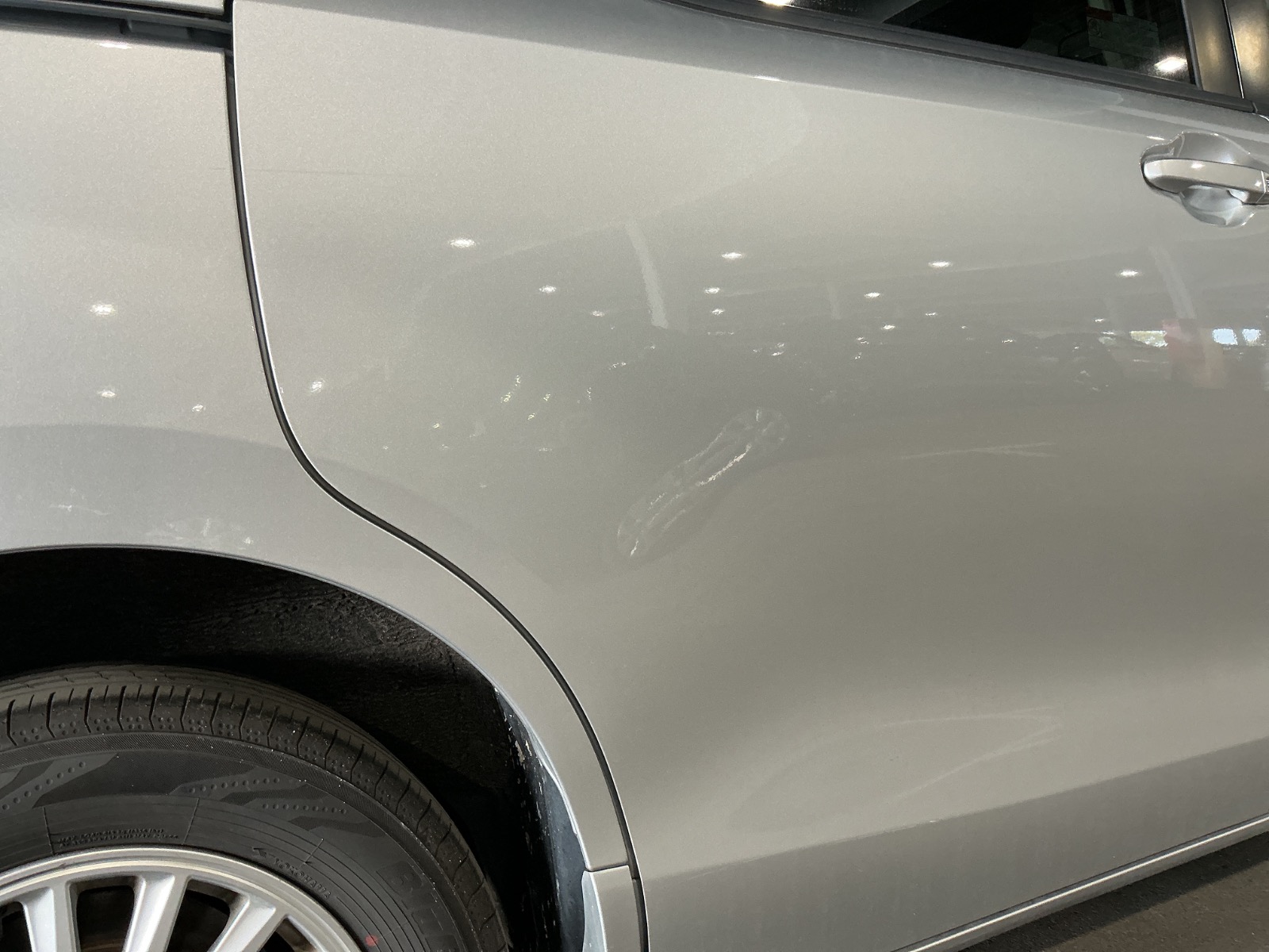 キズ・ヘコミ_27