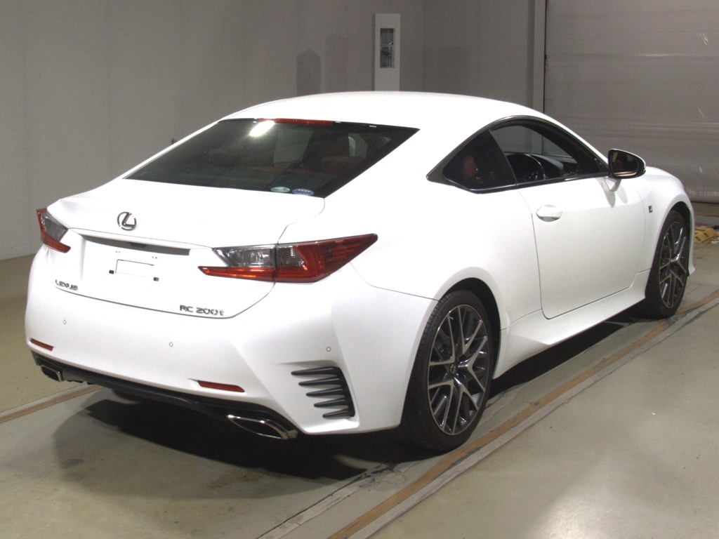 RC200t Fスポーツ