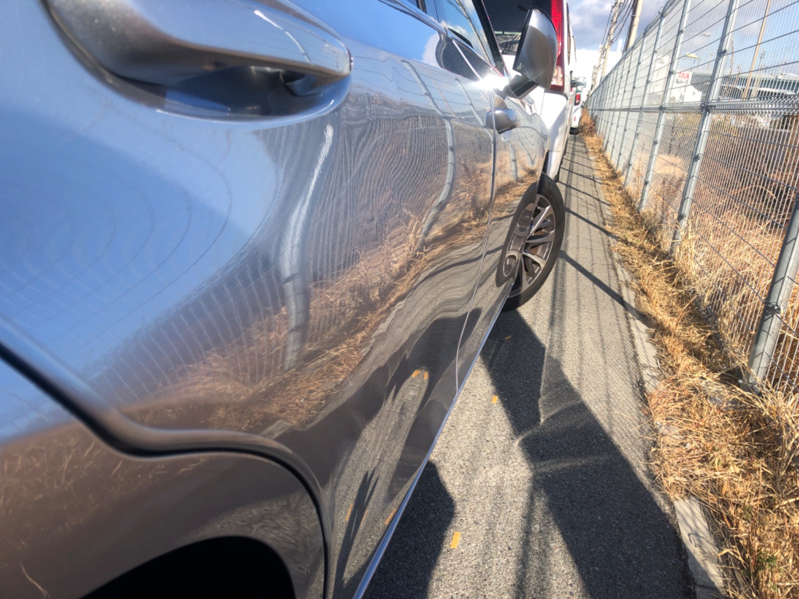 キズ・ヘコミ_27