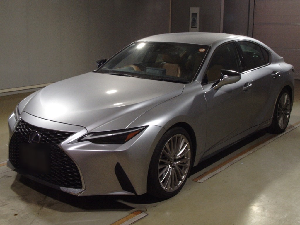 IS300h バージョンL