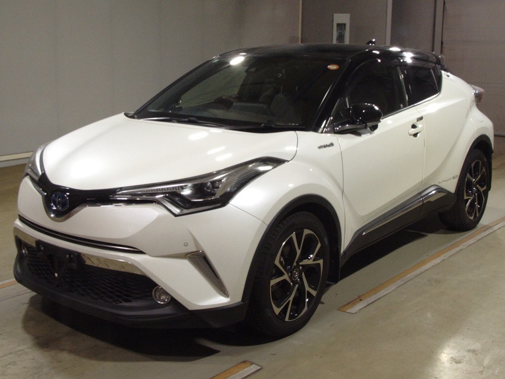 トヨタ C-HR G