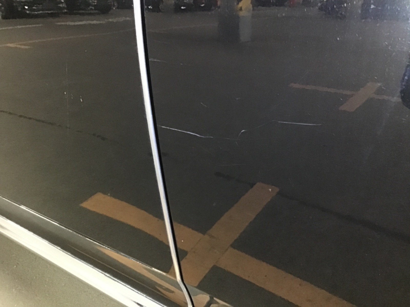 キズ・ヘコミ_24