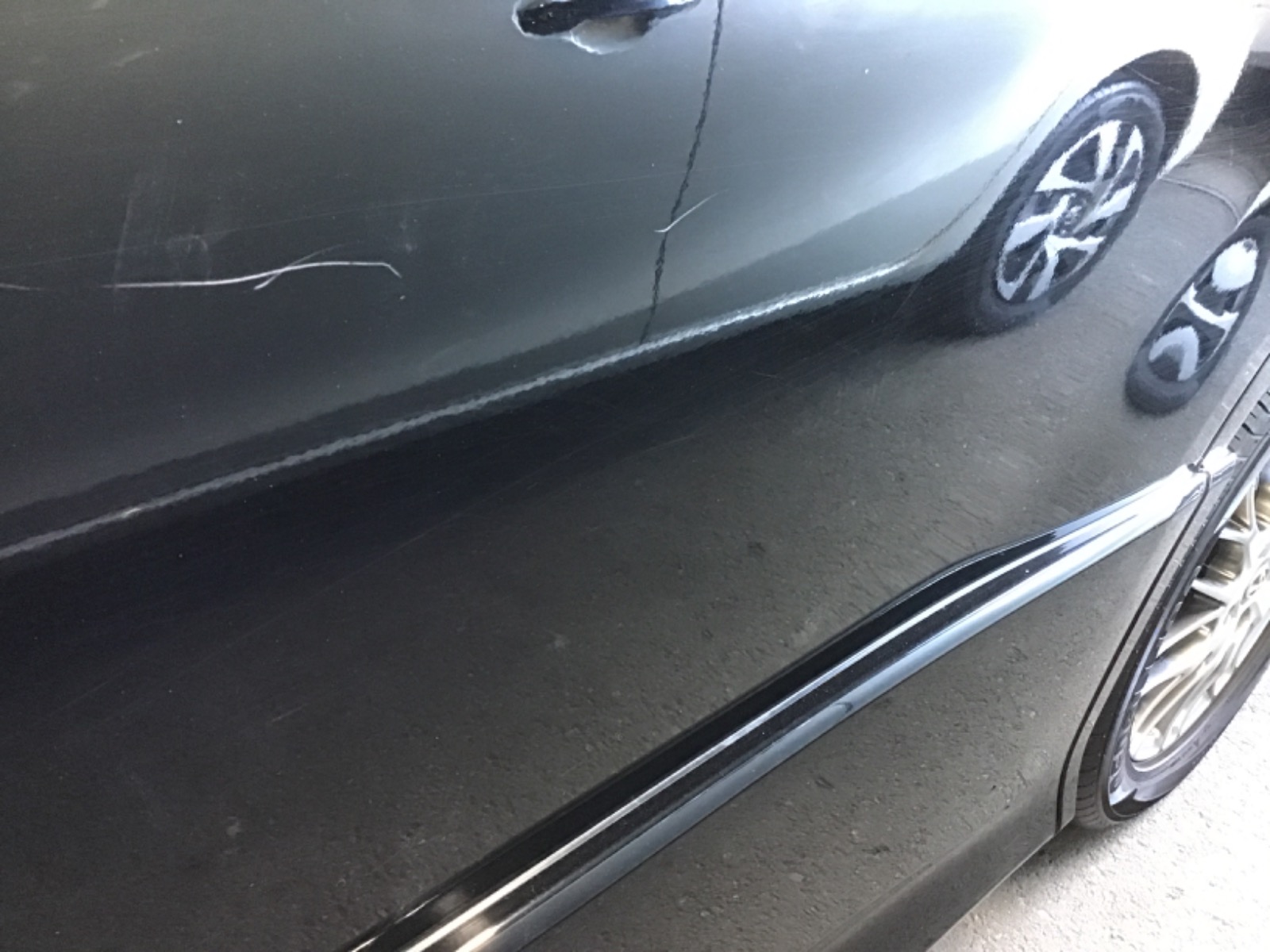 キズ・ヘコミ_25