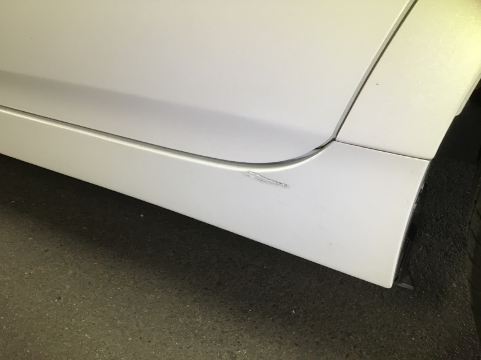 キズ・ヘコミ_21