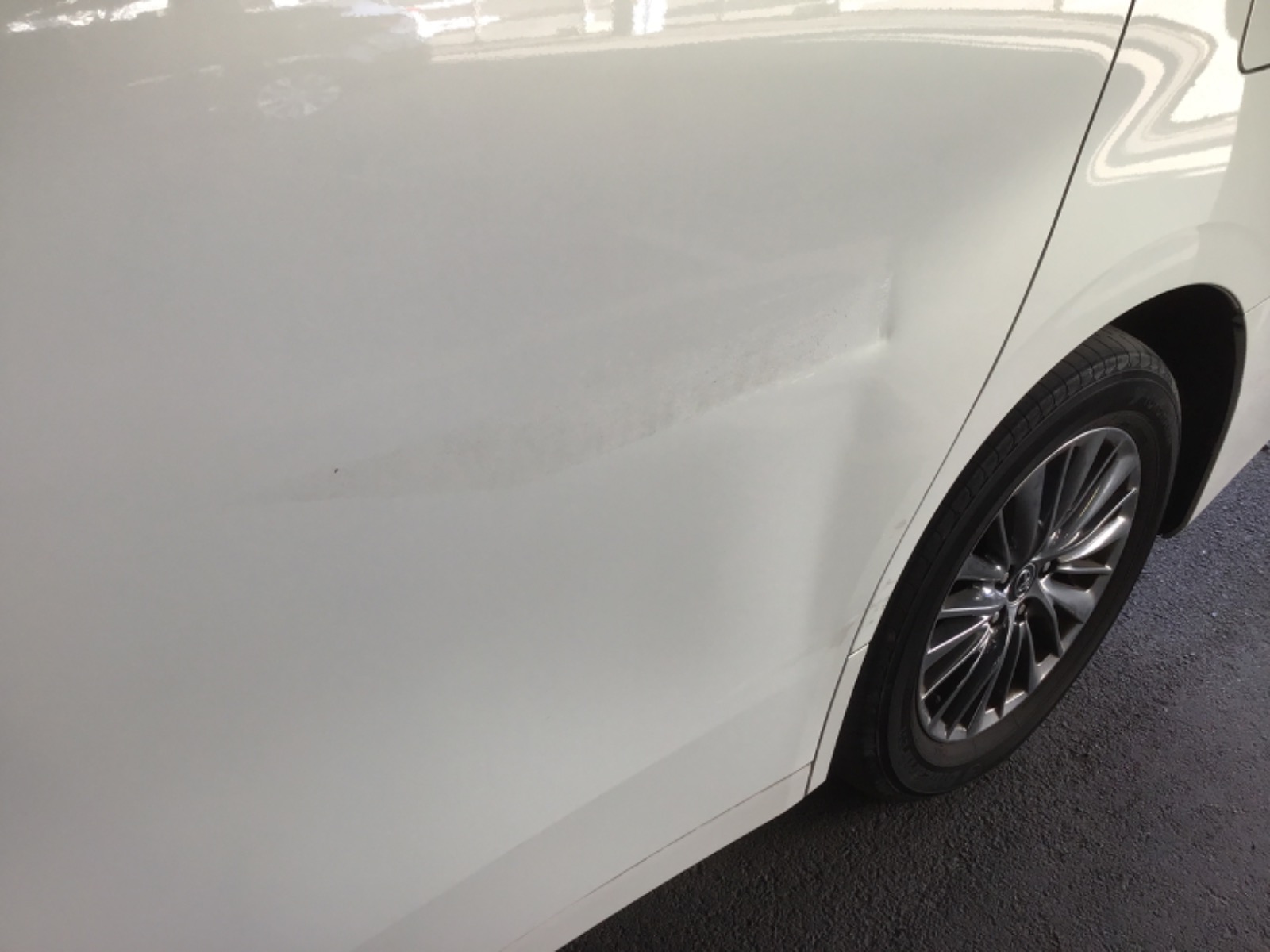 キズ・ヘコミ_25