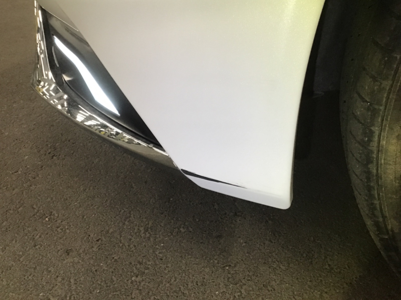 キズ・ヘコミ_05