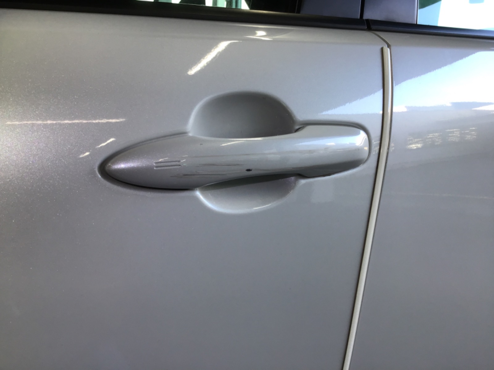 キズ・ヘコミ_17