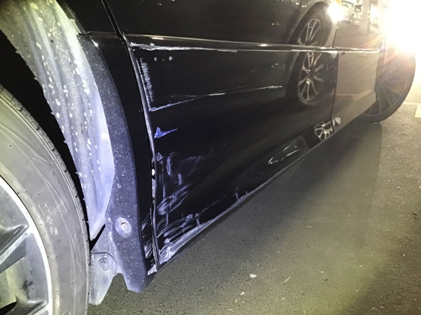 キズ・ヘコミ_27