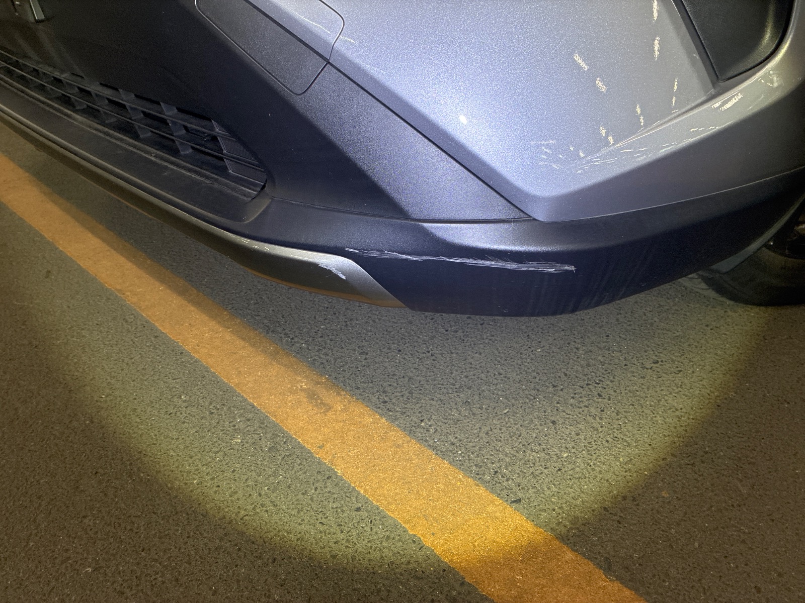 キズ・ヘコミ_05