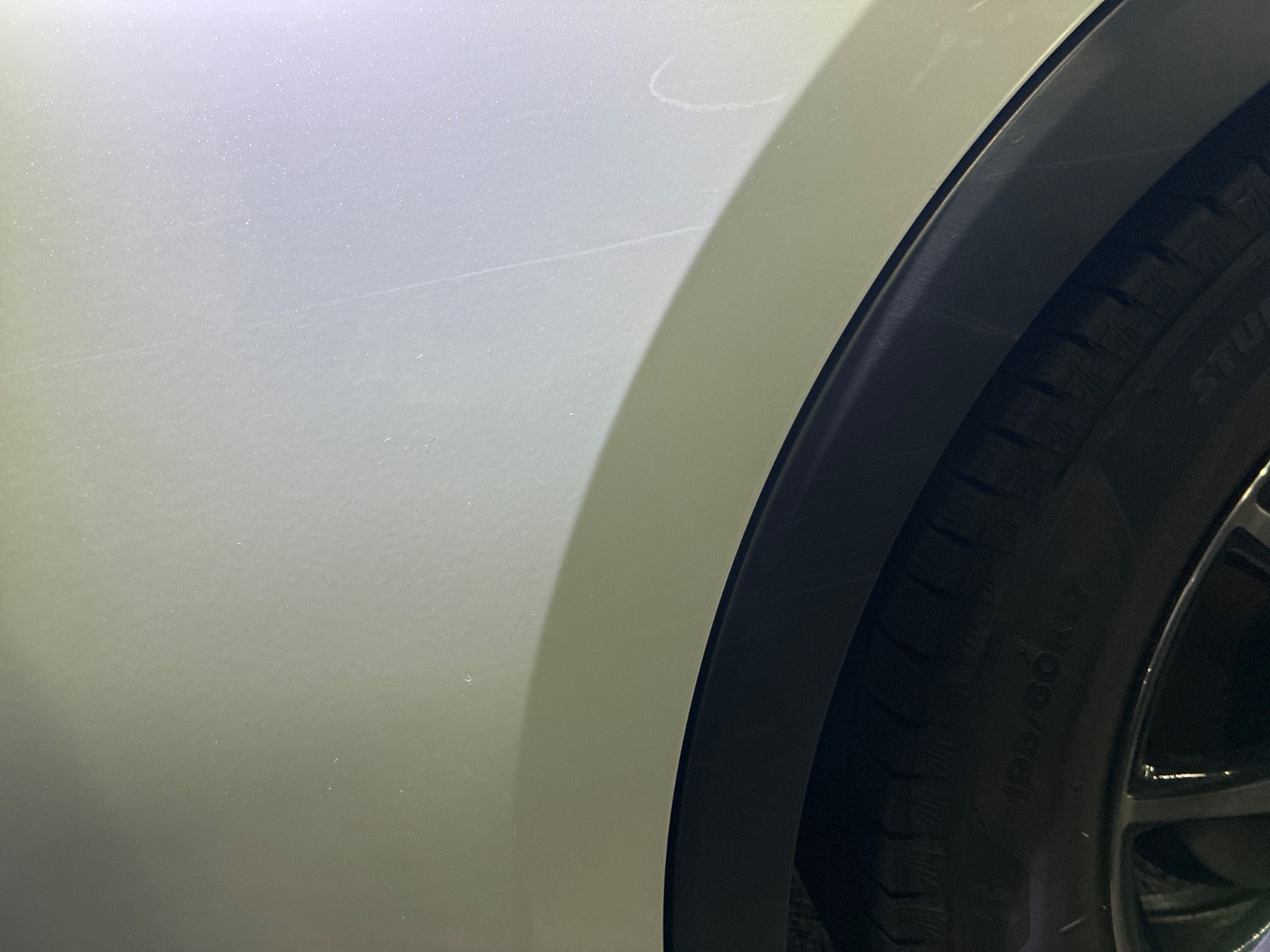 キズ・ヘコミ_25