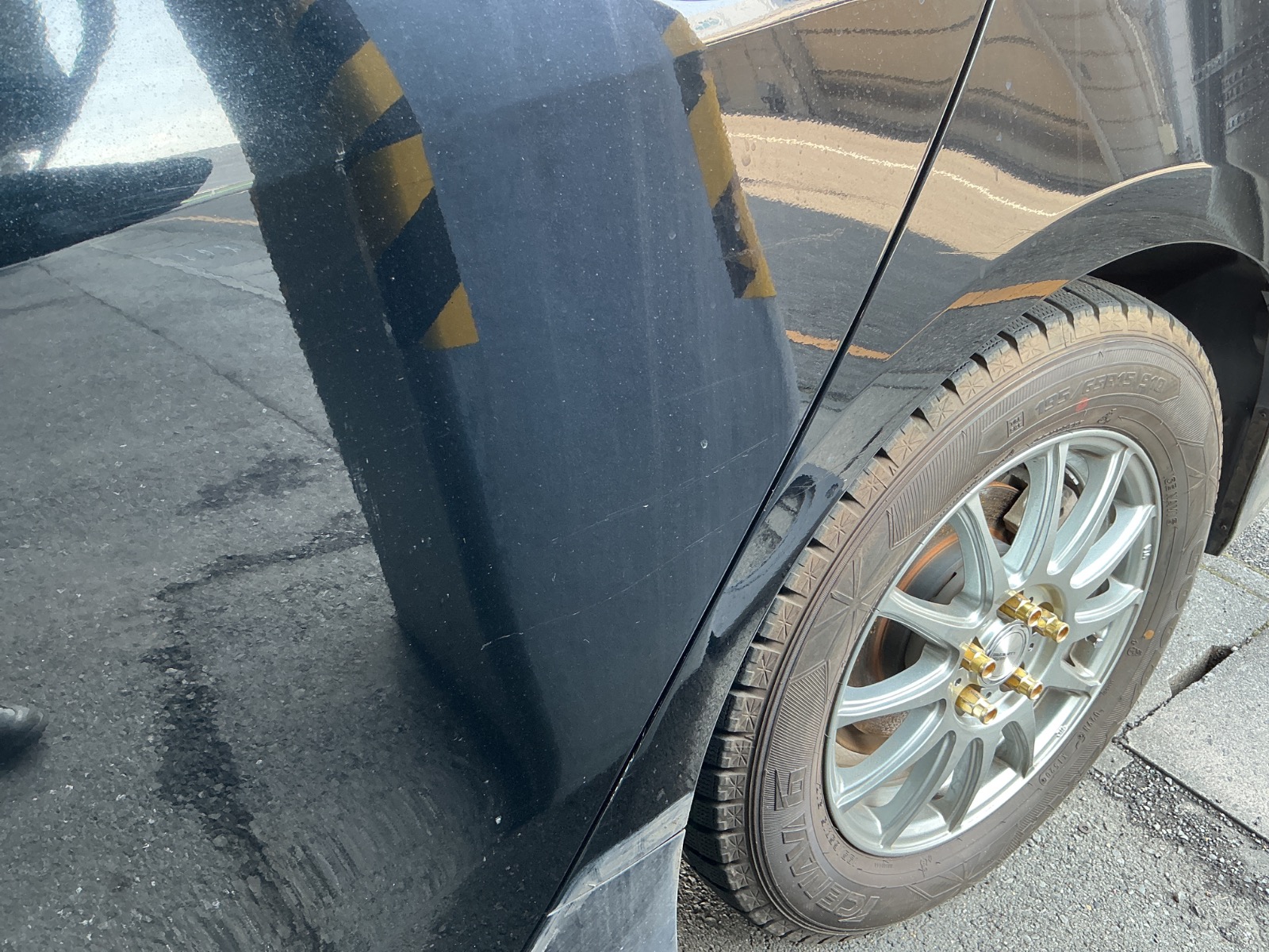 キズ・ヘコミ_25