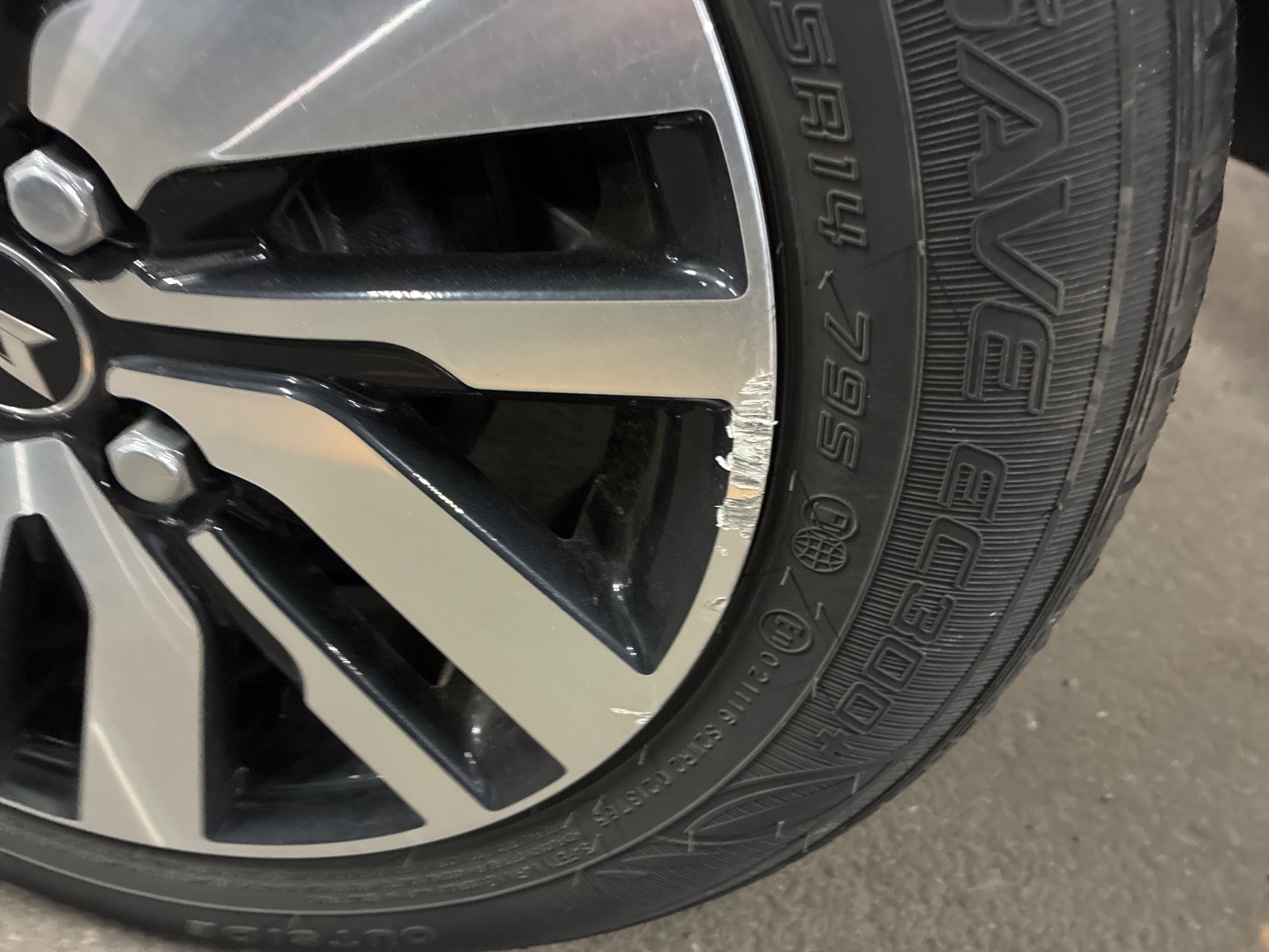 キズ・ヘコミ_61